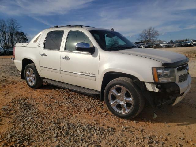 Photo 3 VIN: 3GNTKGE71DG247221 - CHEVROLET AVALANCHE 