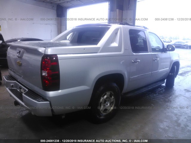 Photo 3 VIN: 3GNTKGE73CG193418 - CHEVROLET AVALANCHE 