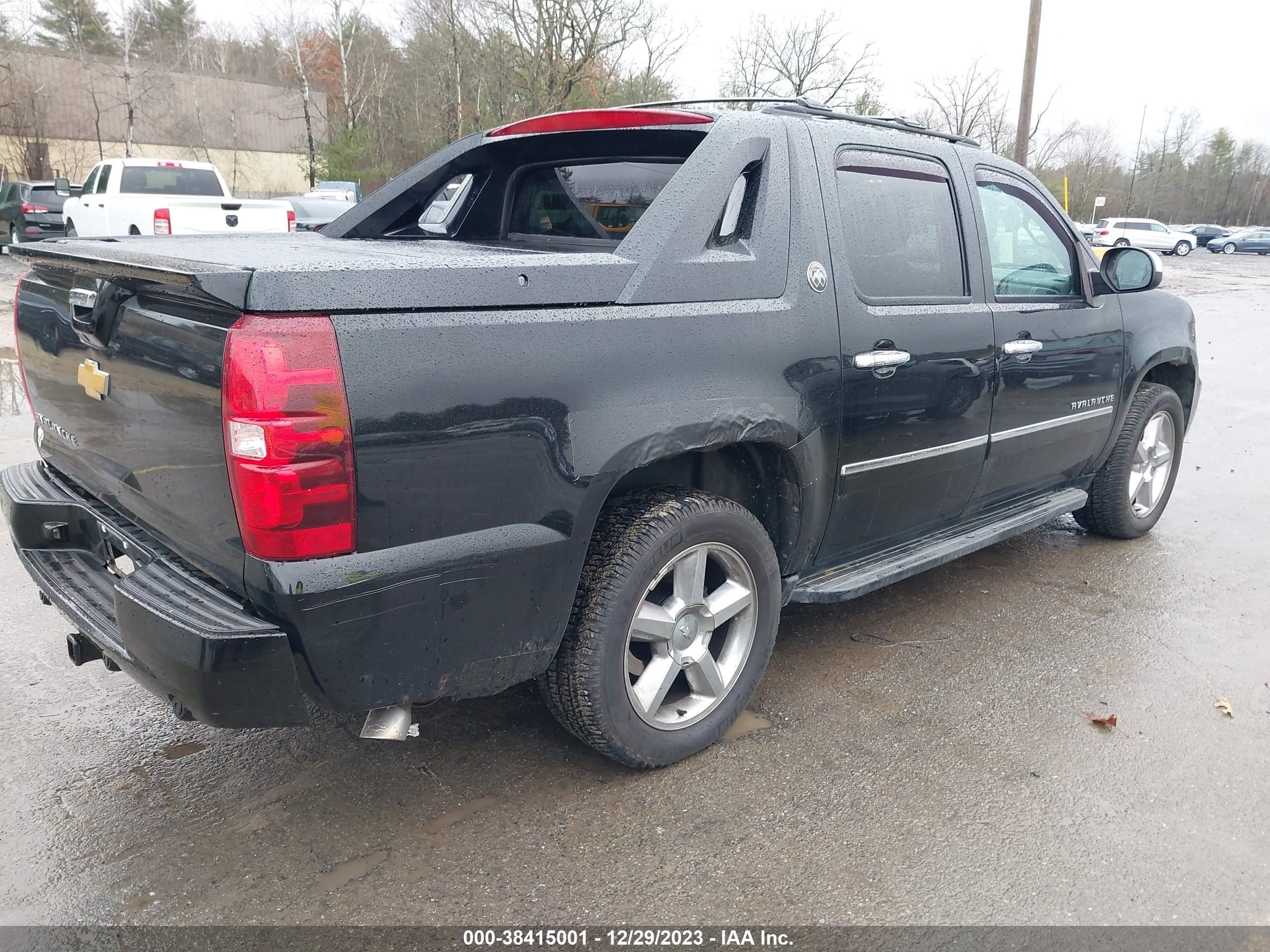 Photo 3 VIN: 3GNTKGE73DG131468 - CHEVROLET AVALANCHE 