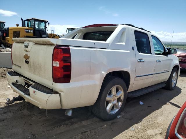 Photo 2 VIN: 3GNTKGE73DG264439 - CHEVROLET AVALANCHE 