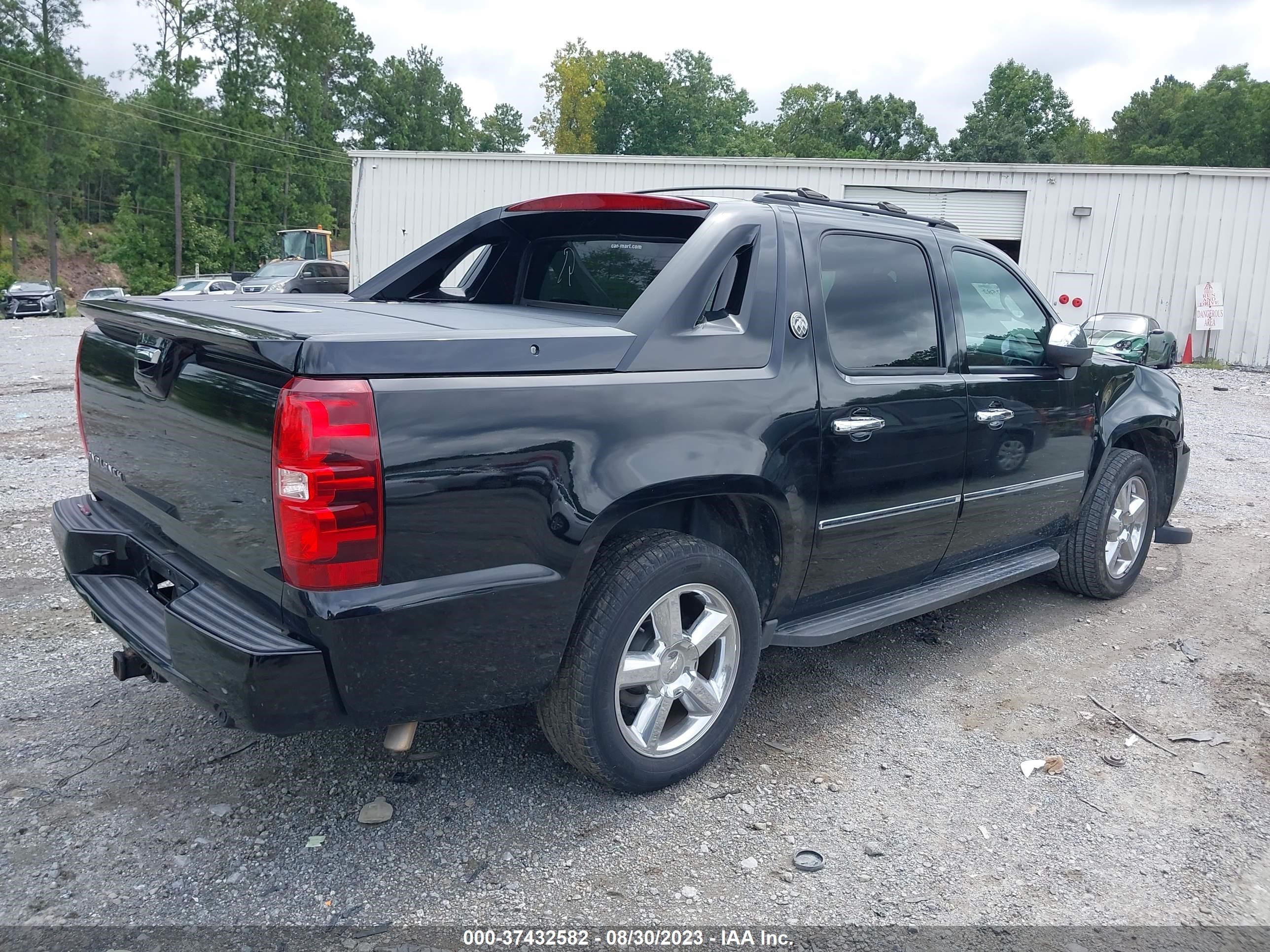 Photo 3 VIN: 3GNTKGE73DG278986 - CHEVROLET AVALANCHE 