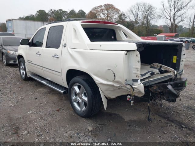 Photo 2 VIN: 3GNTKGE73DG377940 - CHEVROLET AVALANCHE 