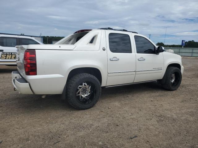 Photo 2 VIN: 3GNTKGE74DG147291 - CHEVROLET AVALANCHE 