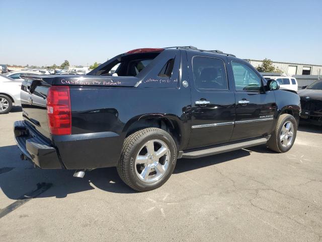 Photo 2 VIN: 3GNTKGE74DG205769 - CHEVROLET AVALANCHE 