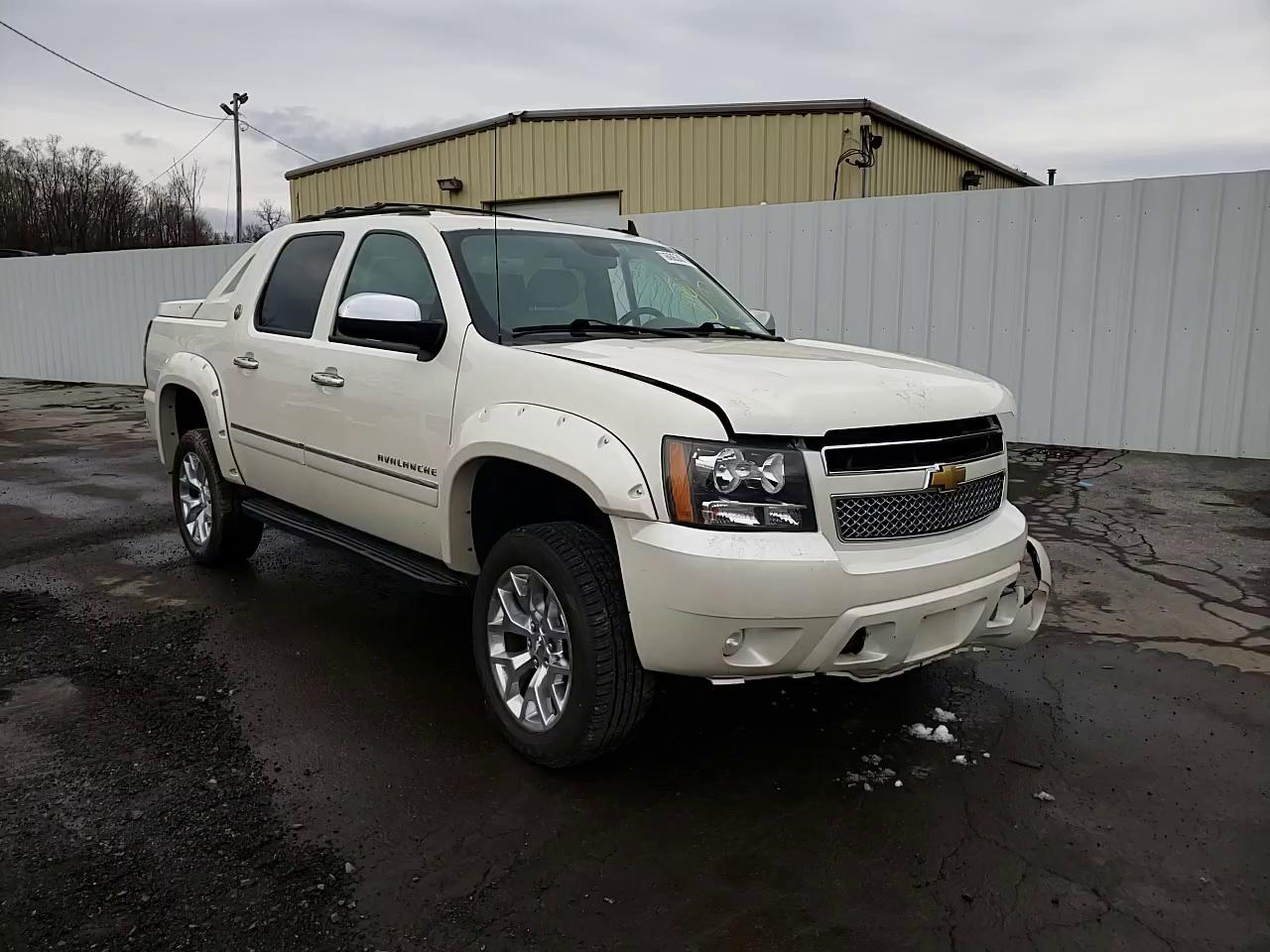 Photo 10 VIN: 3GNTKGE75DG240238 - CHEVROLET AVALANCHE 