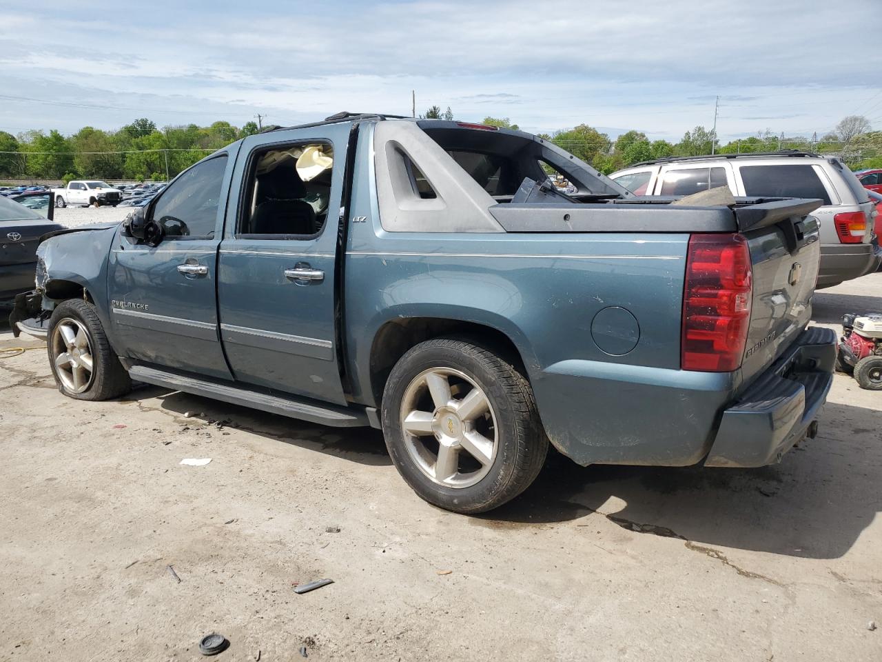 Photo 1 VIN: 3GNTKGE76CG163412 - CHEVROLET AVALANCHE 