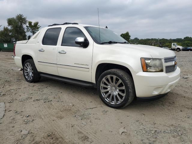 Photo 3 VIN: 3GNTKGE78CG170281 - CHEVROLET AVALANCHE 