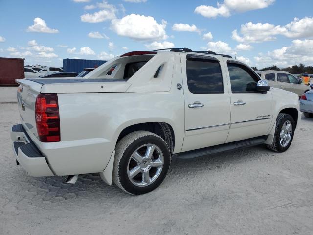 Photo 2 VIN: 3GNTKGE78DG305390 - CHEVROLET AVALANCHE 