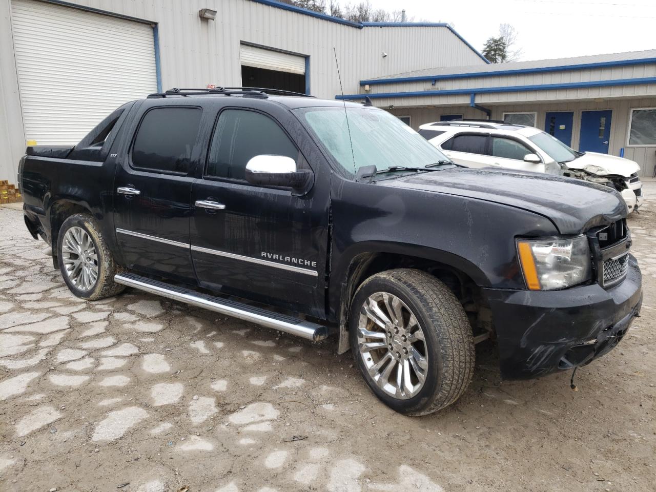 Photo 3 VIN: 3GNTKGE7XCG231680 - CHEVROLET AVALANCHE 