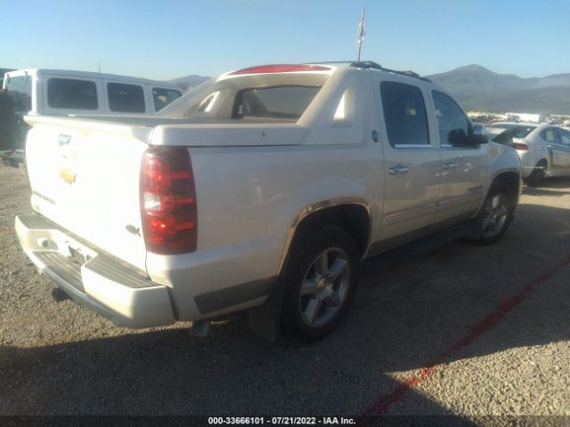 Photo 3 VIN: 3GNTKGE7XDG100945 - CHEVROLET AVALANCHE 