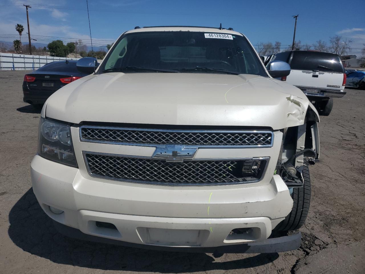 Photo 4 VIN: 3GNTKGE7XDG286695 - CHEVROLET AVALANCHE 