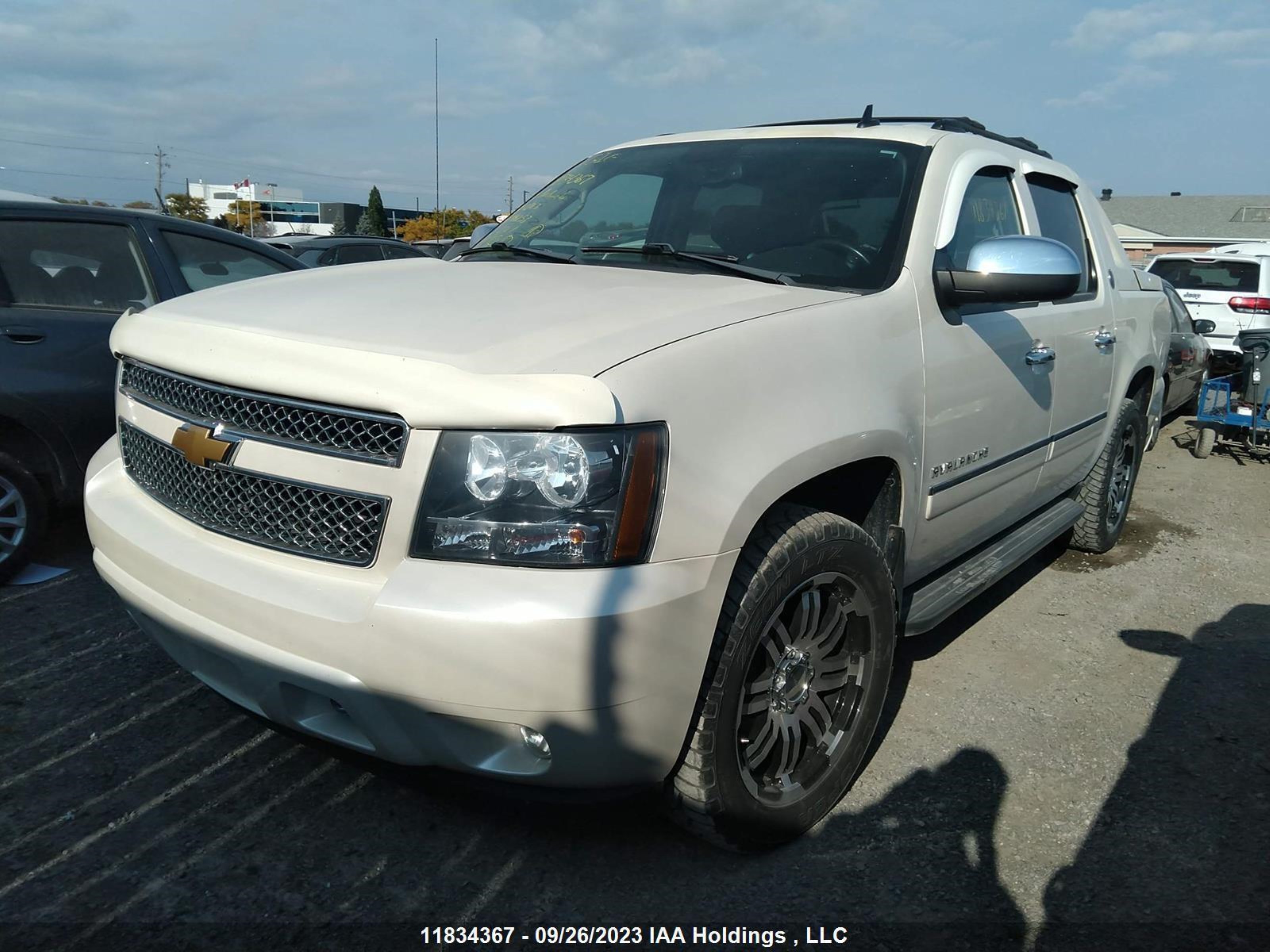 Photo 1 VIN: 3GNTKGE7XDG299253 - CHEVROLET AVALANCHE 