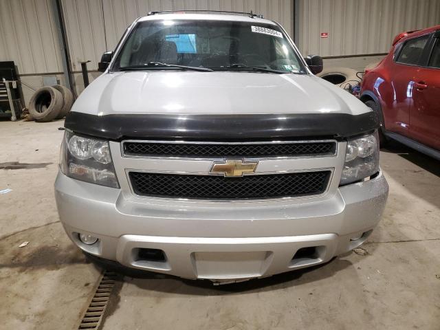 Photo 4 VIN: 3GNVKEE01AG254701 - CHEVROLET AVALANCHE 