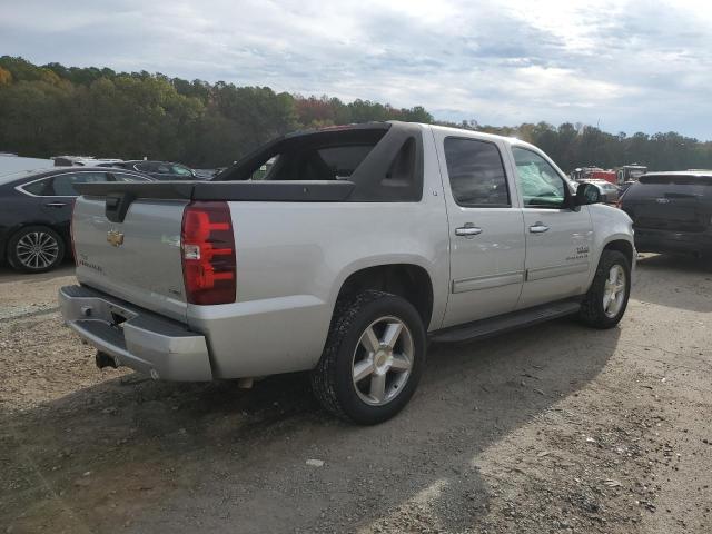 Photo 2 VIN: 3GNVKFE00AG210520 - CHEVROLET AVALANCHE 