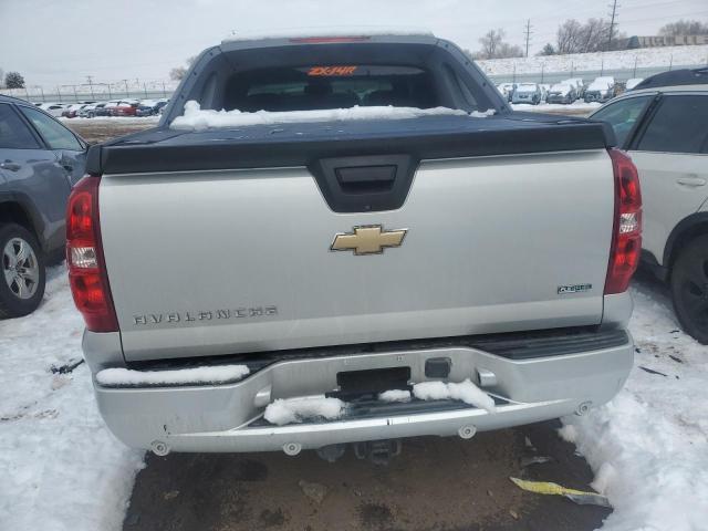 Photo 5 VIN: 3GNVKFE03AG277175 - CHEVROLET AVALANCHE 