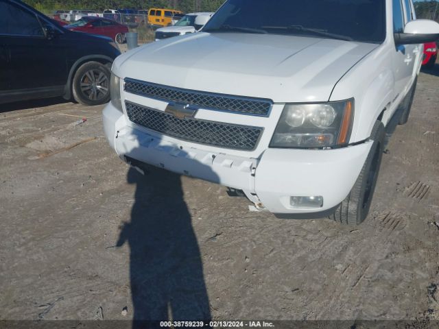 Photo 5 VIN: 3GNVKFE04AG122991 - CHEVROLET AVALANCHE 1500 