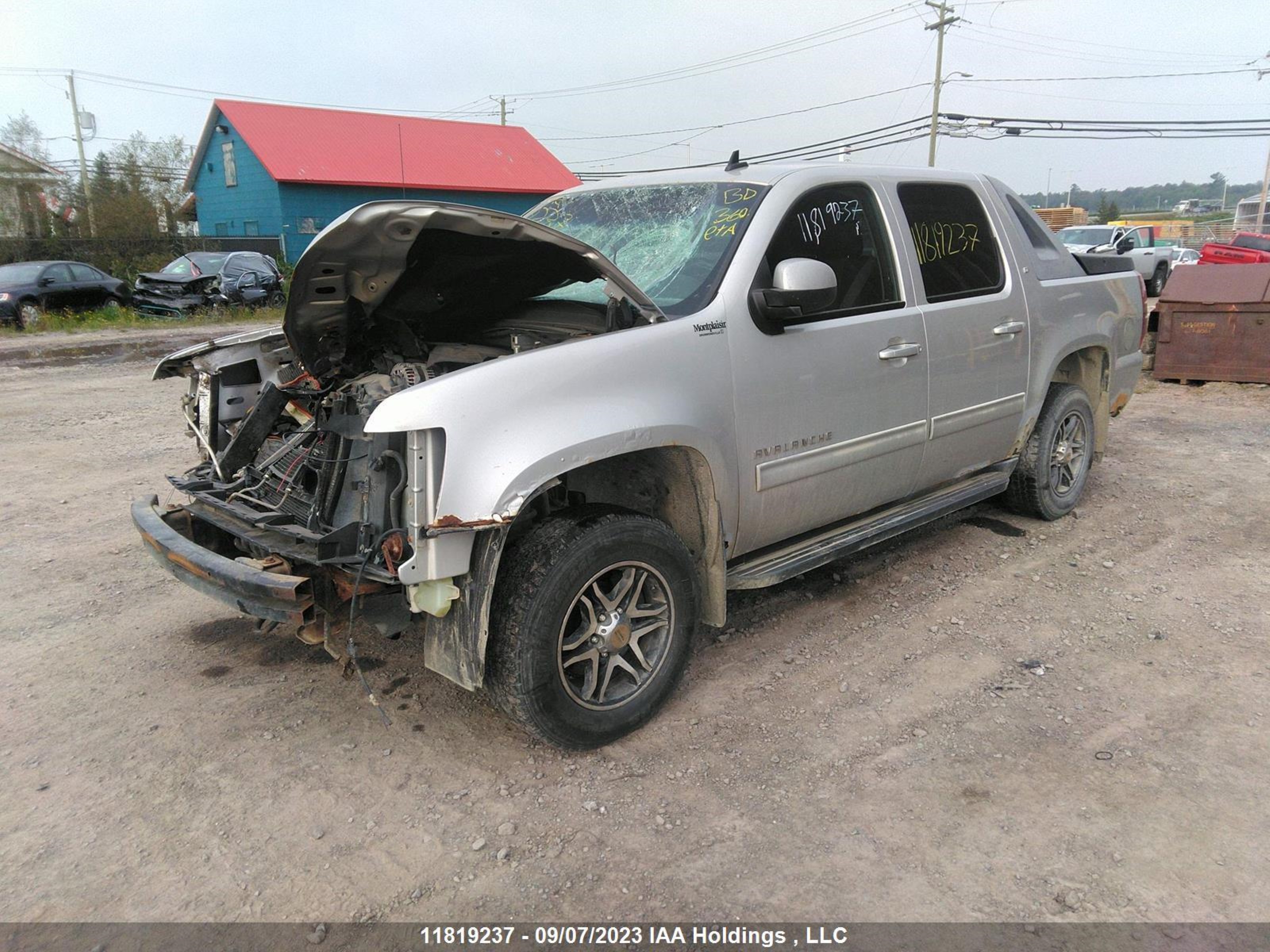 Photo 1 VIN: 3GNVKFE0XAG230869 - CHEVROLET AVALANCHE 