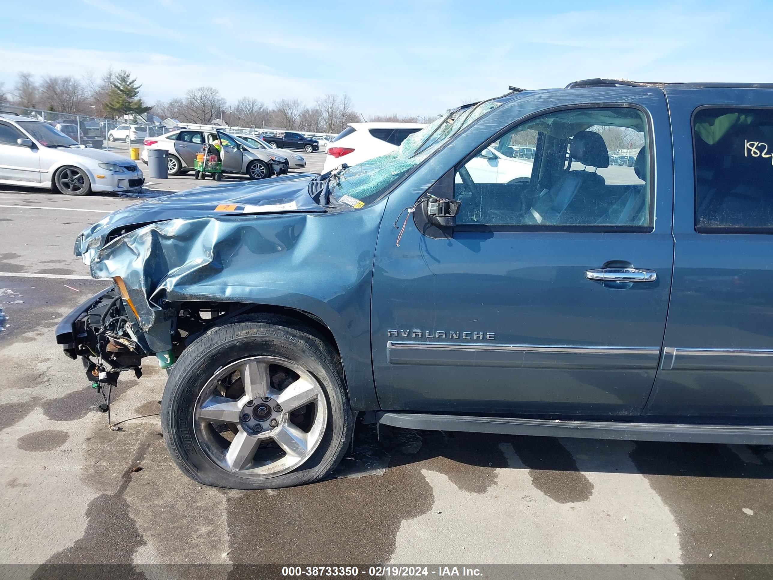 Photo 20 VIN: 3GNVKGE08AG230763 - CHEVROLET AVALANCHE 