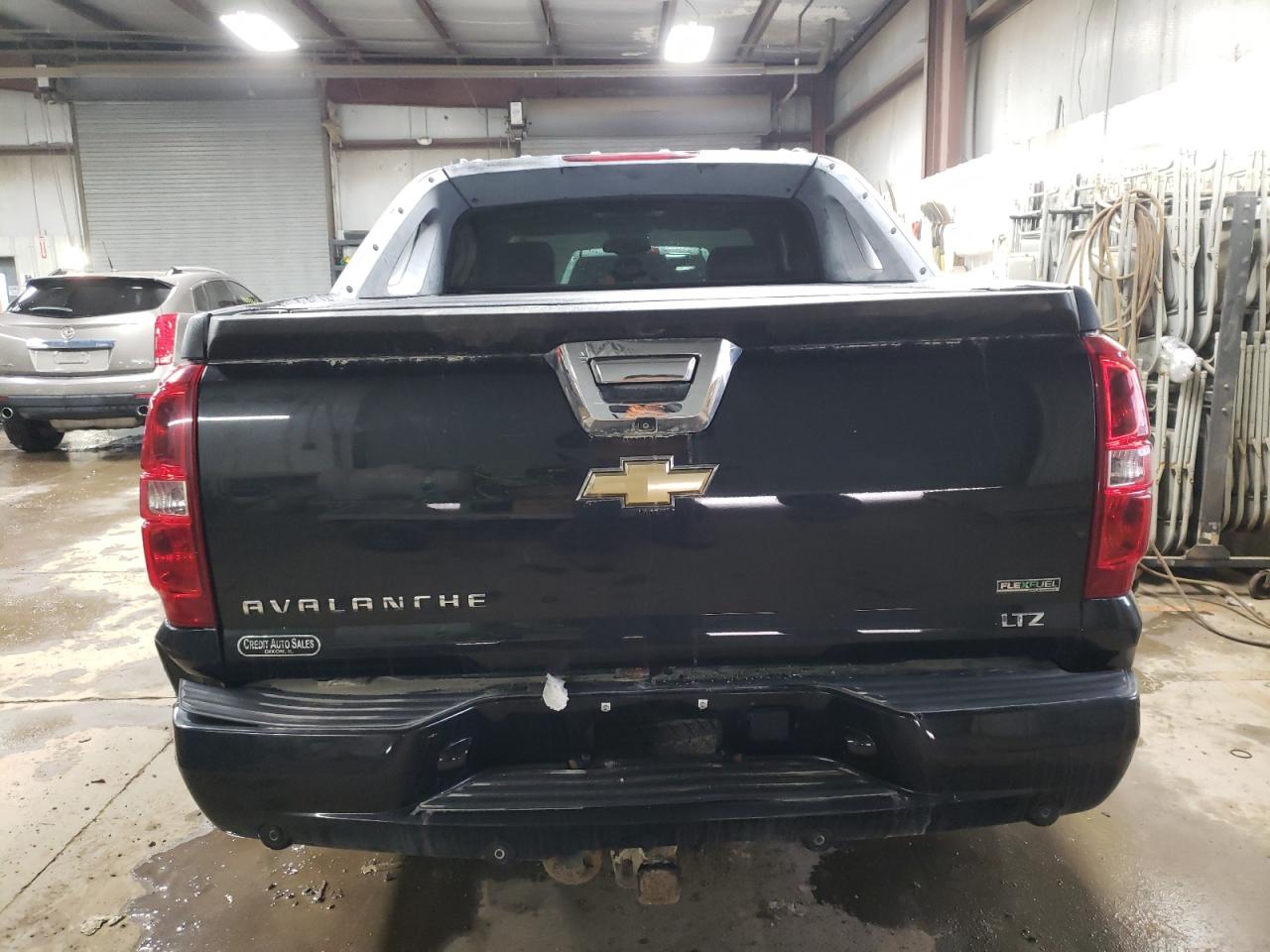 Photo 5 VIN: 3GNVKGE09AG101771 - CHEVROLET AVALANCHE 