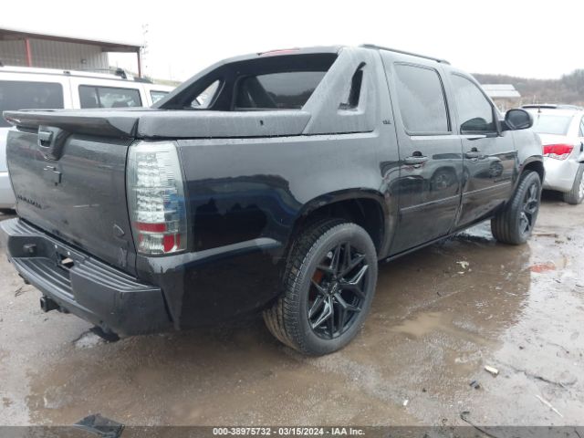 Photo 3 VIN: 3GNVKGE0XAG101665 - CHEVROLET AVALANCHE 1500 