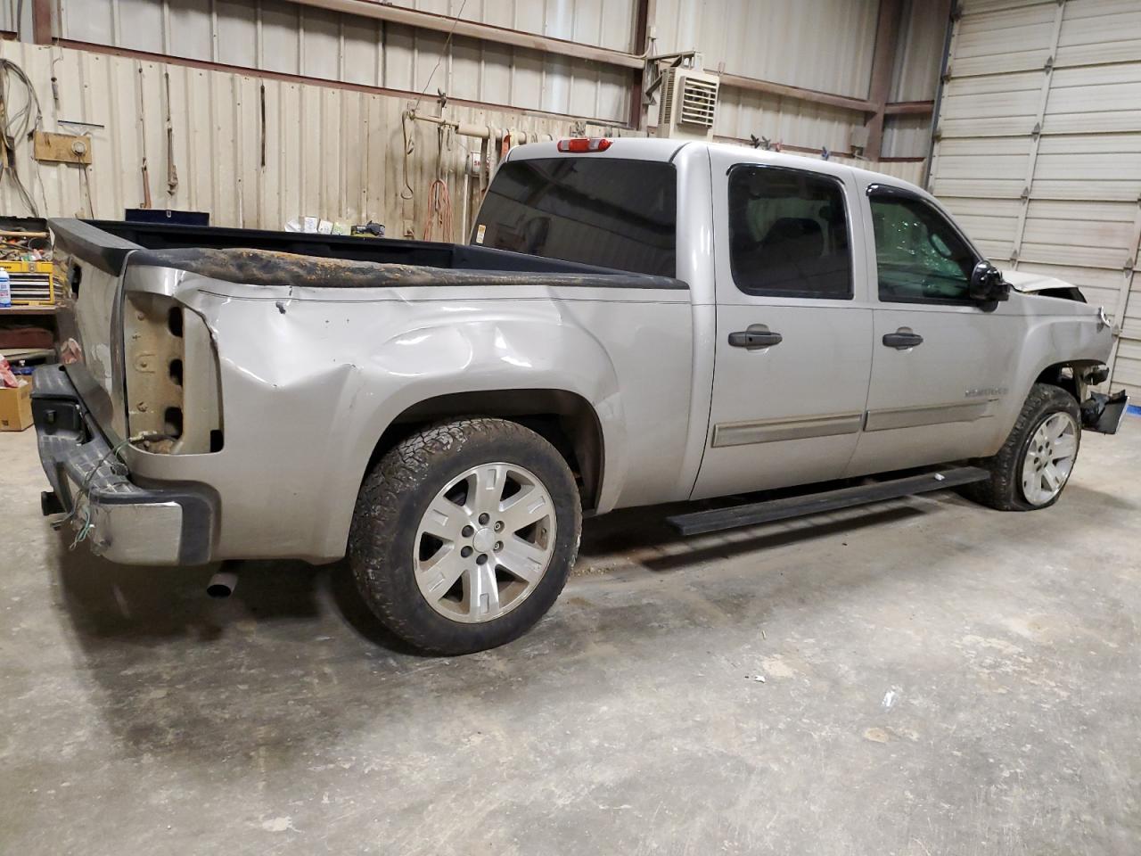 Photo 2 VIN: 3GTEC13007G512328 - GMC SIERRA 