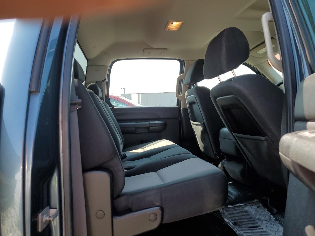 Photo 9 VIN: 3GTEC13CX9G117280 - GMC SIERRA 