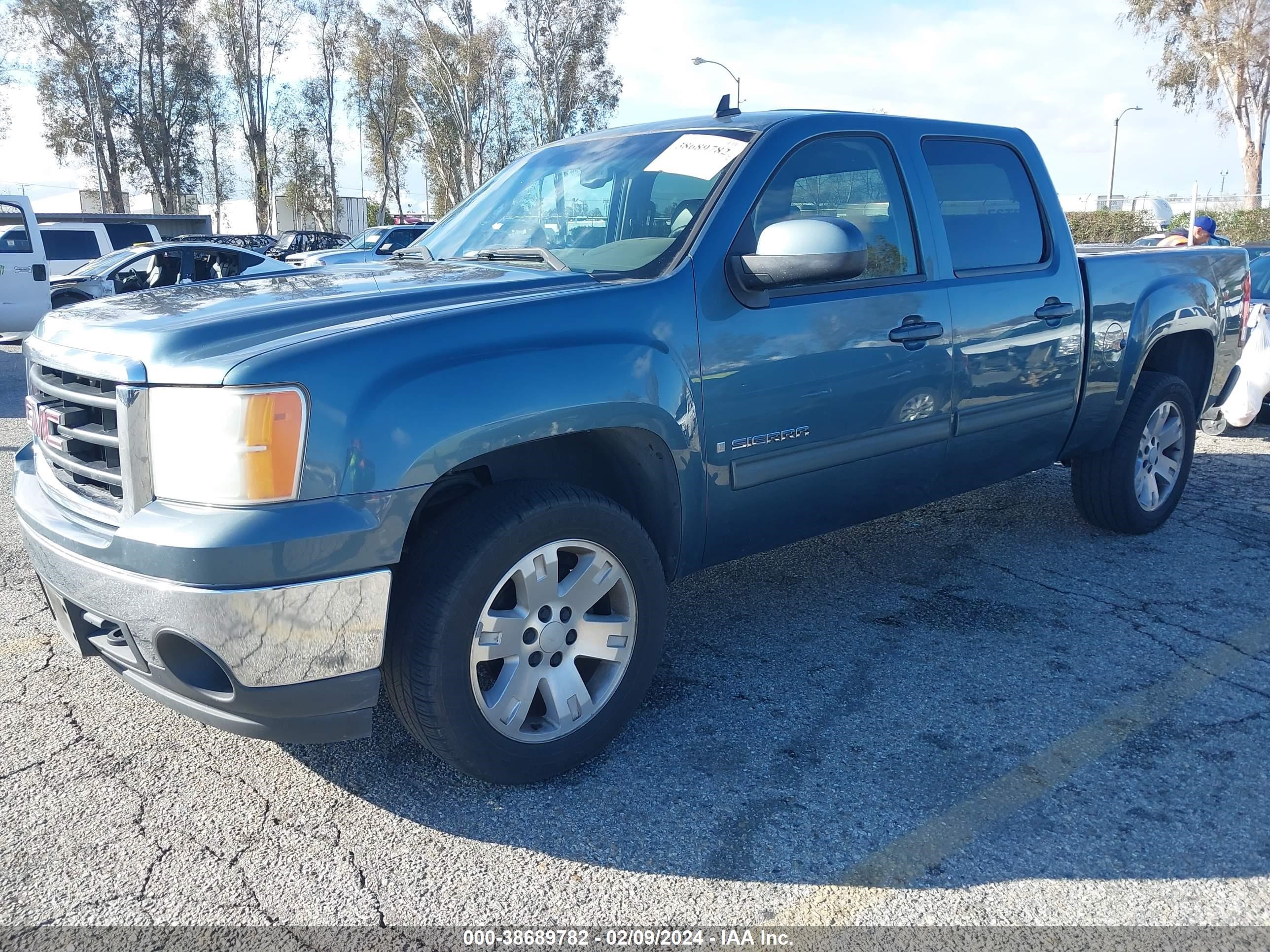 Photo 1 VIN: 3GTEC13J28G213546 - GMC SIERRA 