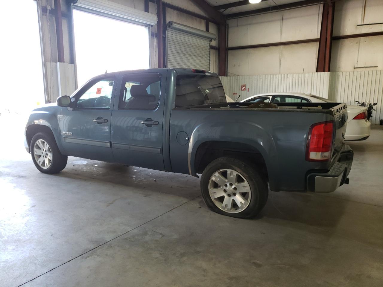 Photo 1 VIN: 3GTEC13J78G258918 - GMC SIERRA 