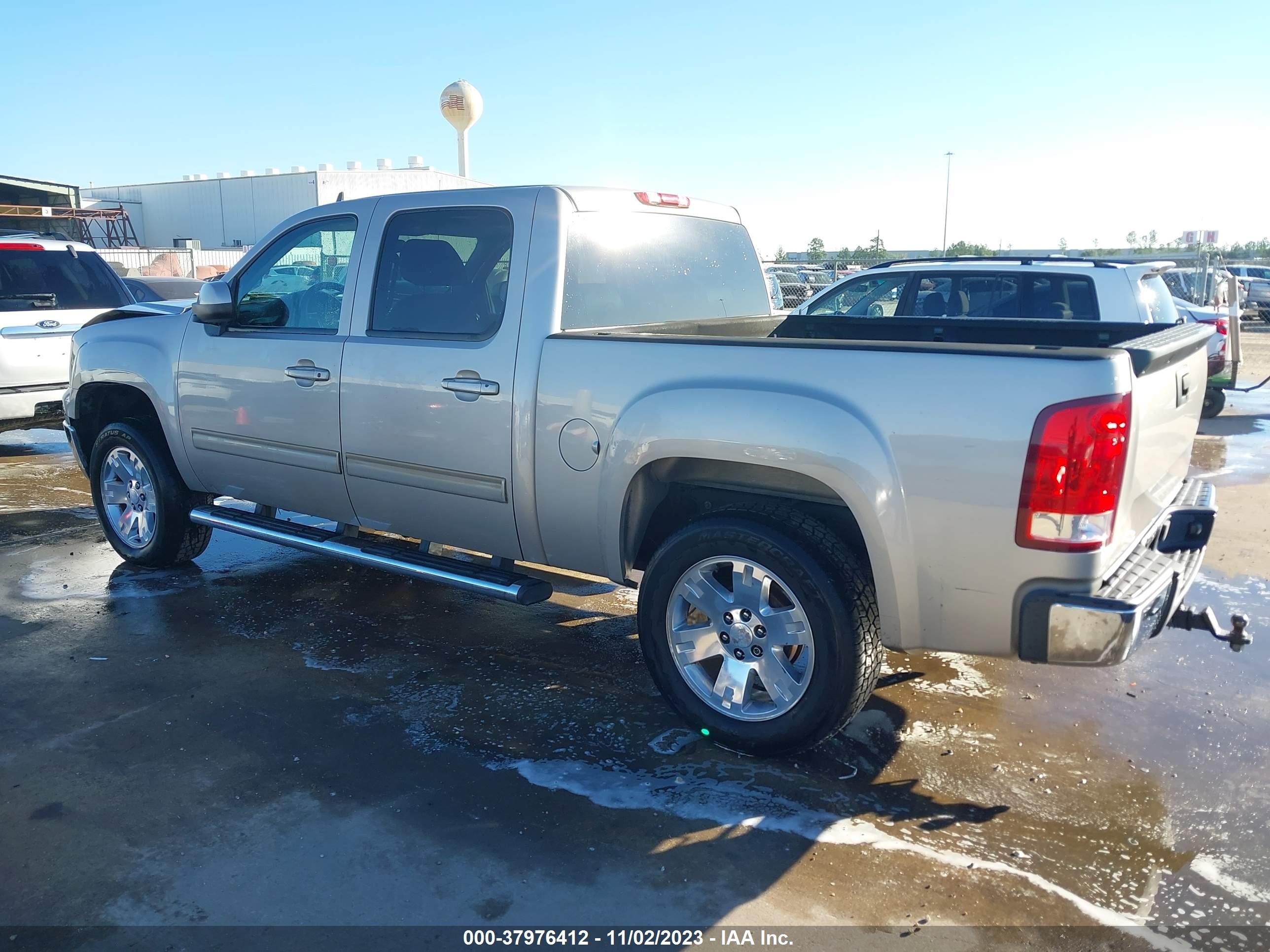 Photo 13 VIN: 3GTEC13J97G508156 - GMC SIERRA 