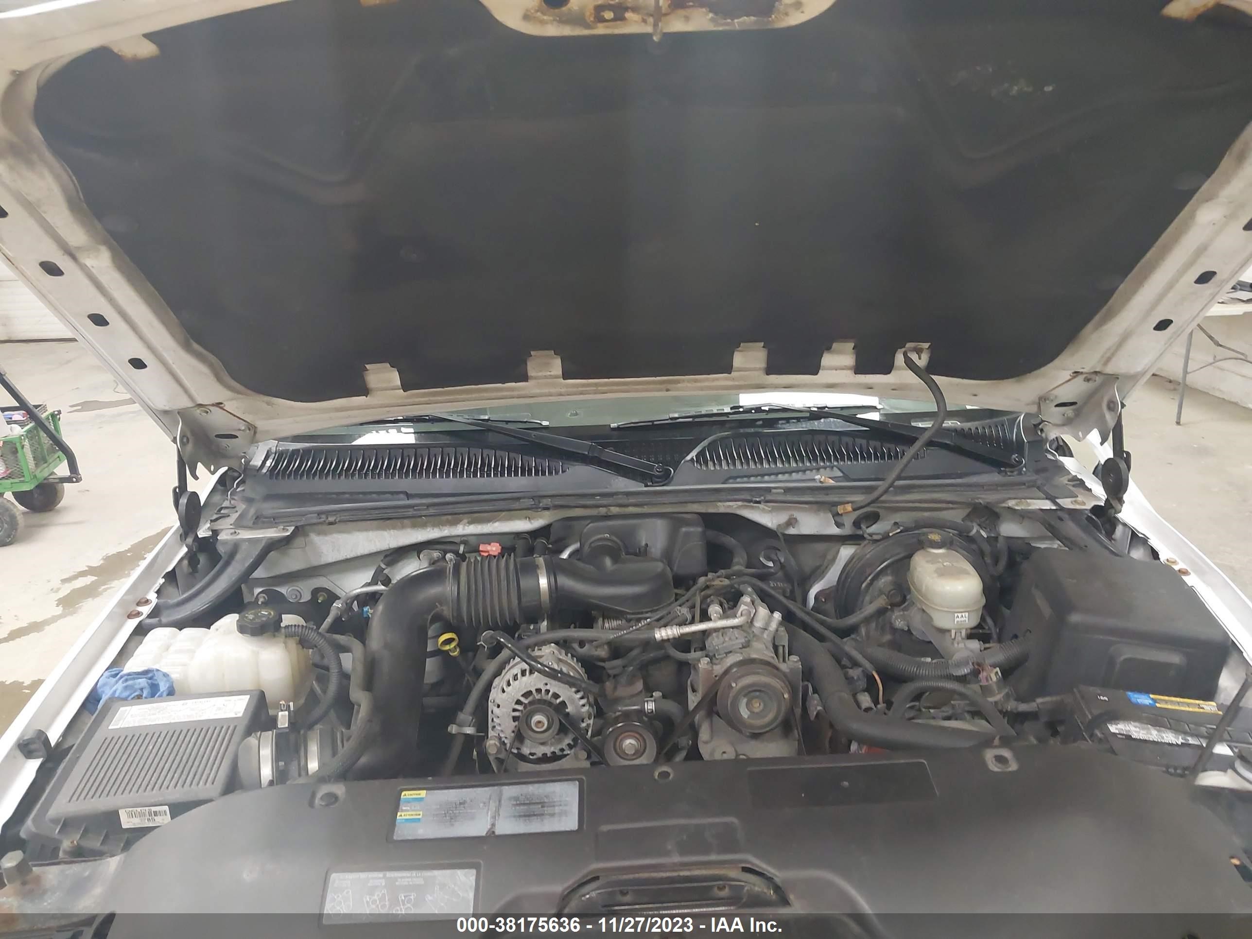 Photo 9 VIN: 3GTEC14X46G213581 - GMC SIERRA 