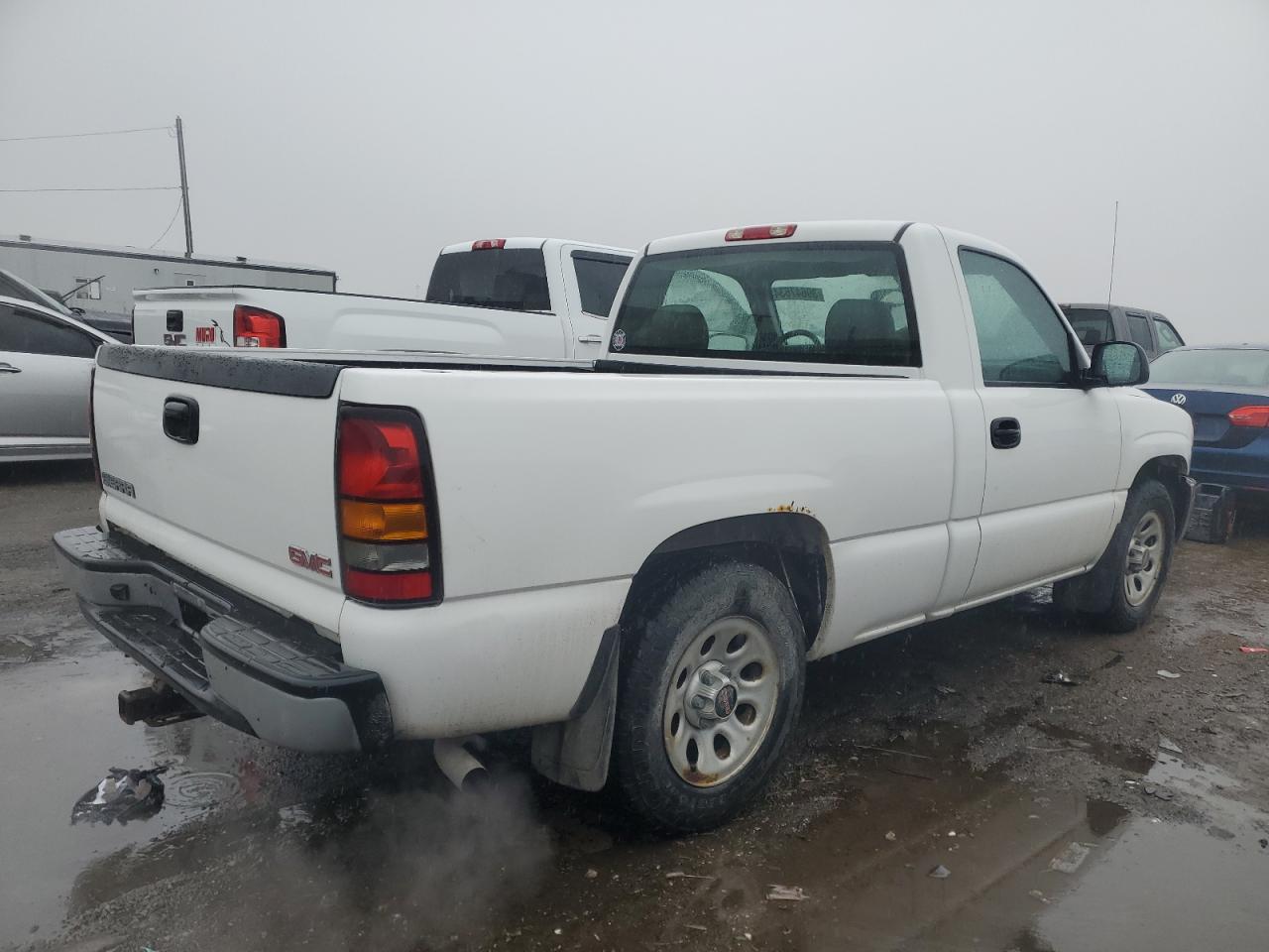 Photo 2 VIN: 3GTEC14X67G237687 - GMC SIERRA 