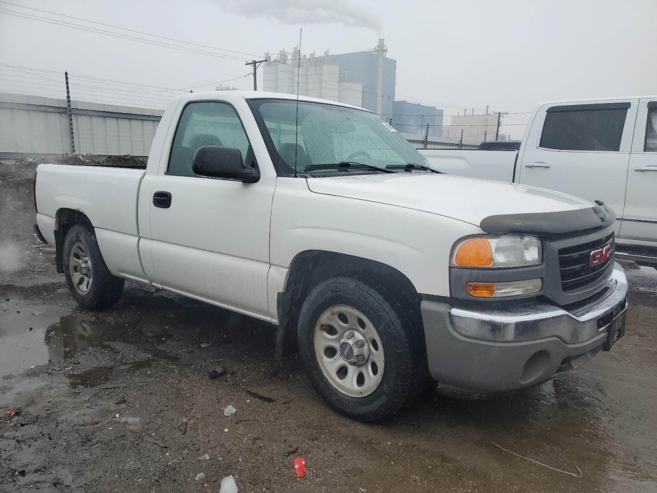 Photo 3 VIN: 3GTEC14X67G237687 - GMC SIERRA 