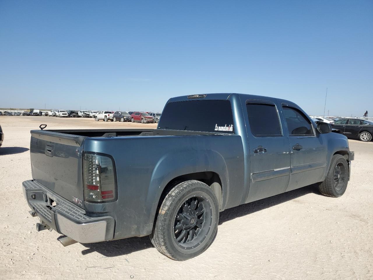 Photo 2 VIN: 3GTEC23009G286915 - GMC SIERRA 