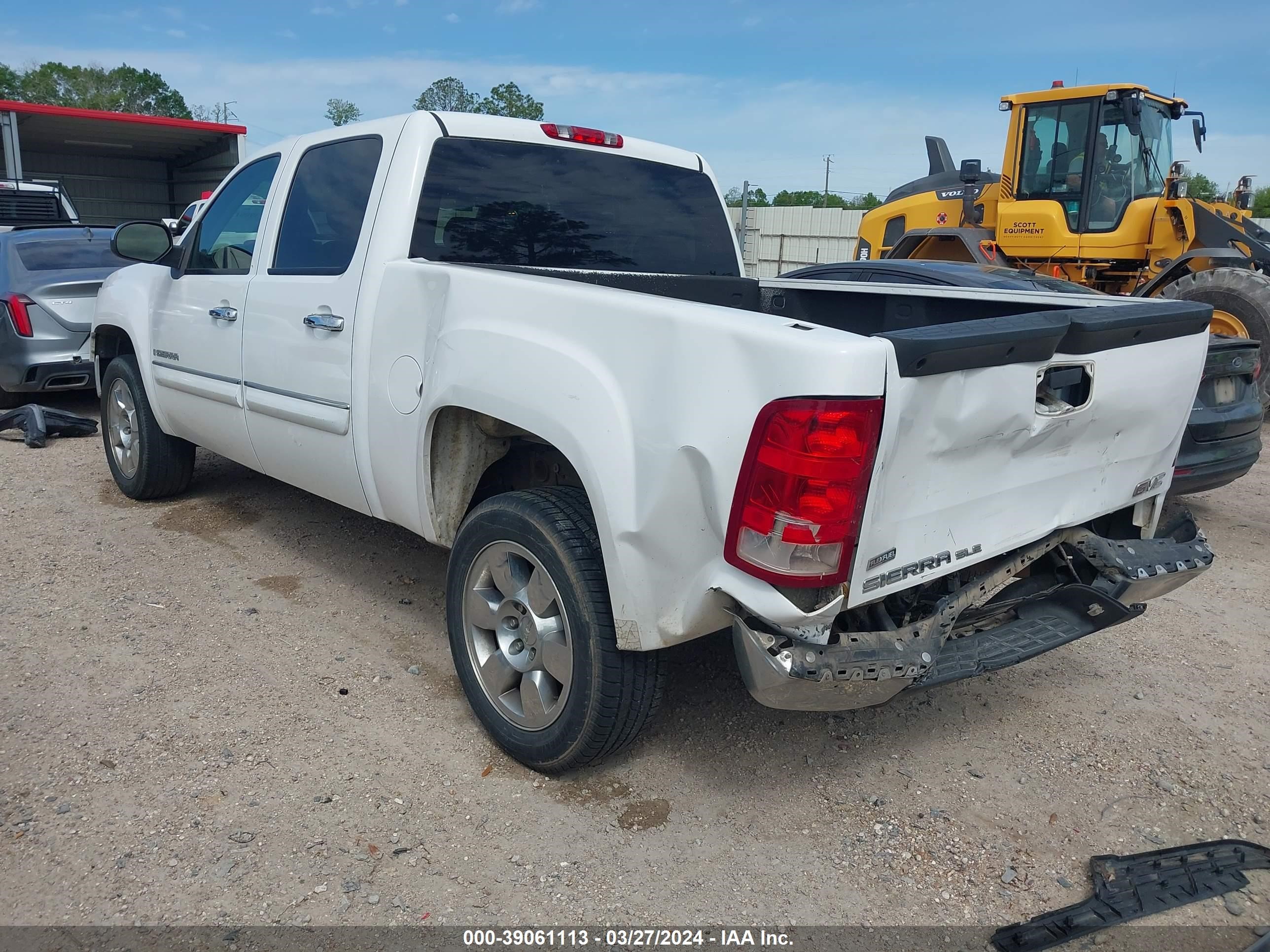 Photo 2 VIN: 3GTEC230X9G279664 - GMC SIERRA 