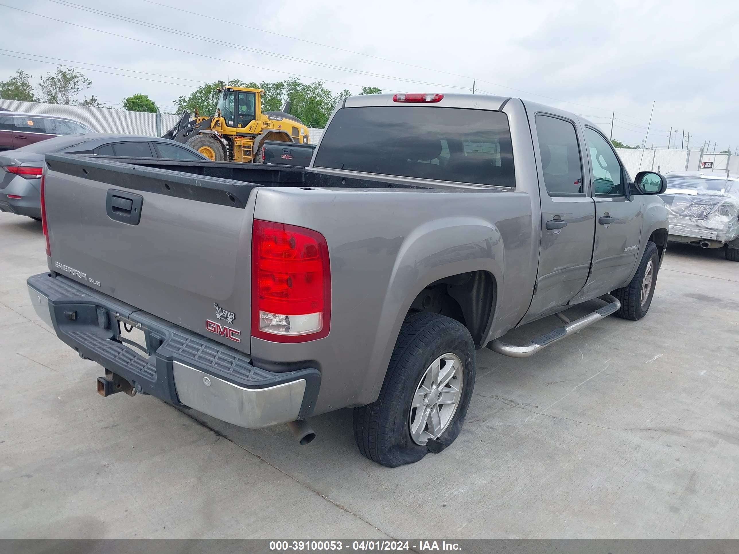 Photo 3 VIN: 3GTEC23J89G108601 - GMC SIERRA 