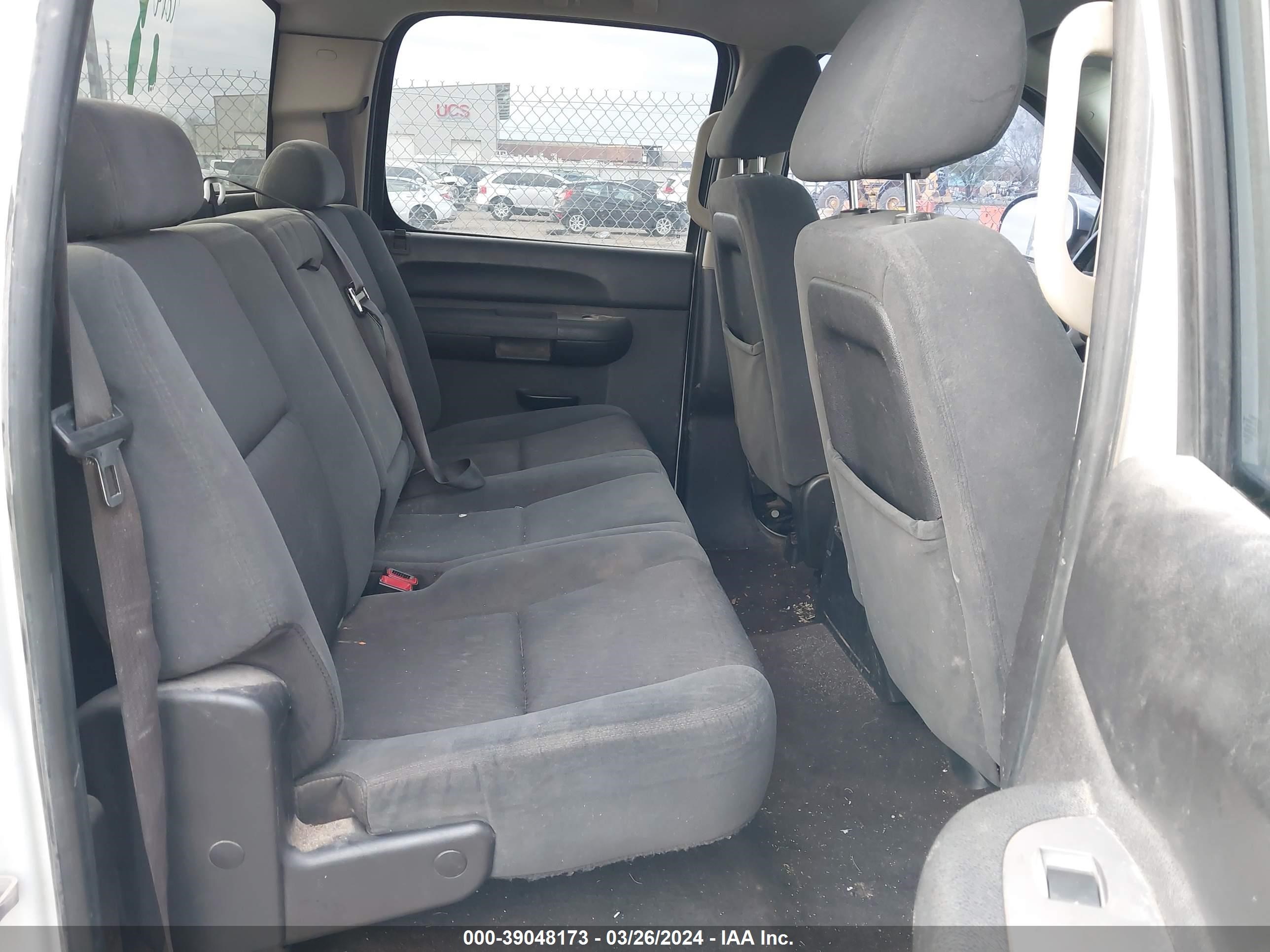 Photo 7 VIN: 3GTEC23J99G284881 - GMC SIERRA 