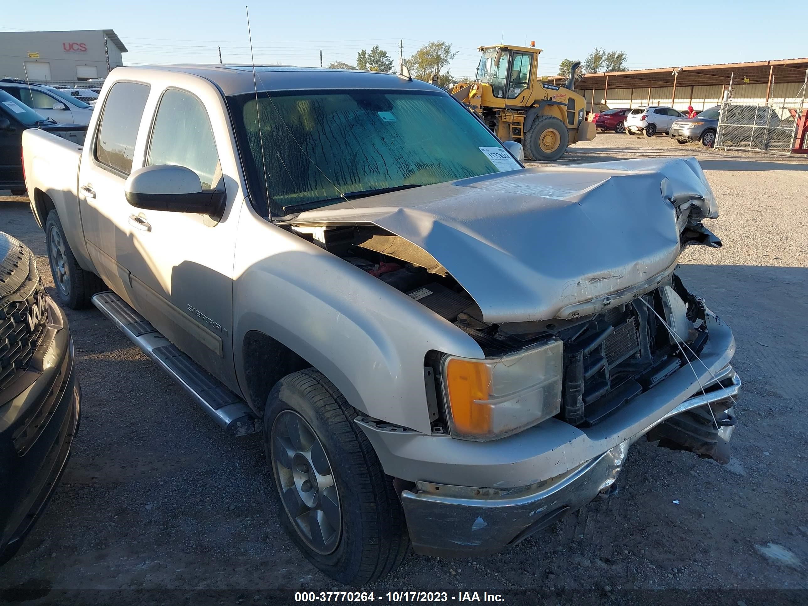 Photo 0 VIN: 3GTEC33J99G138955 - GMC SIERRA 