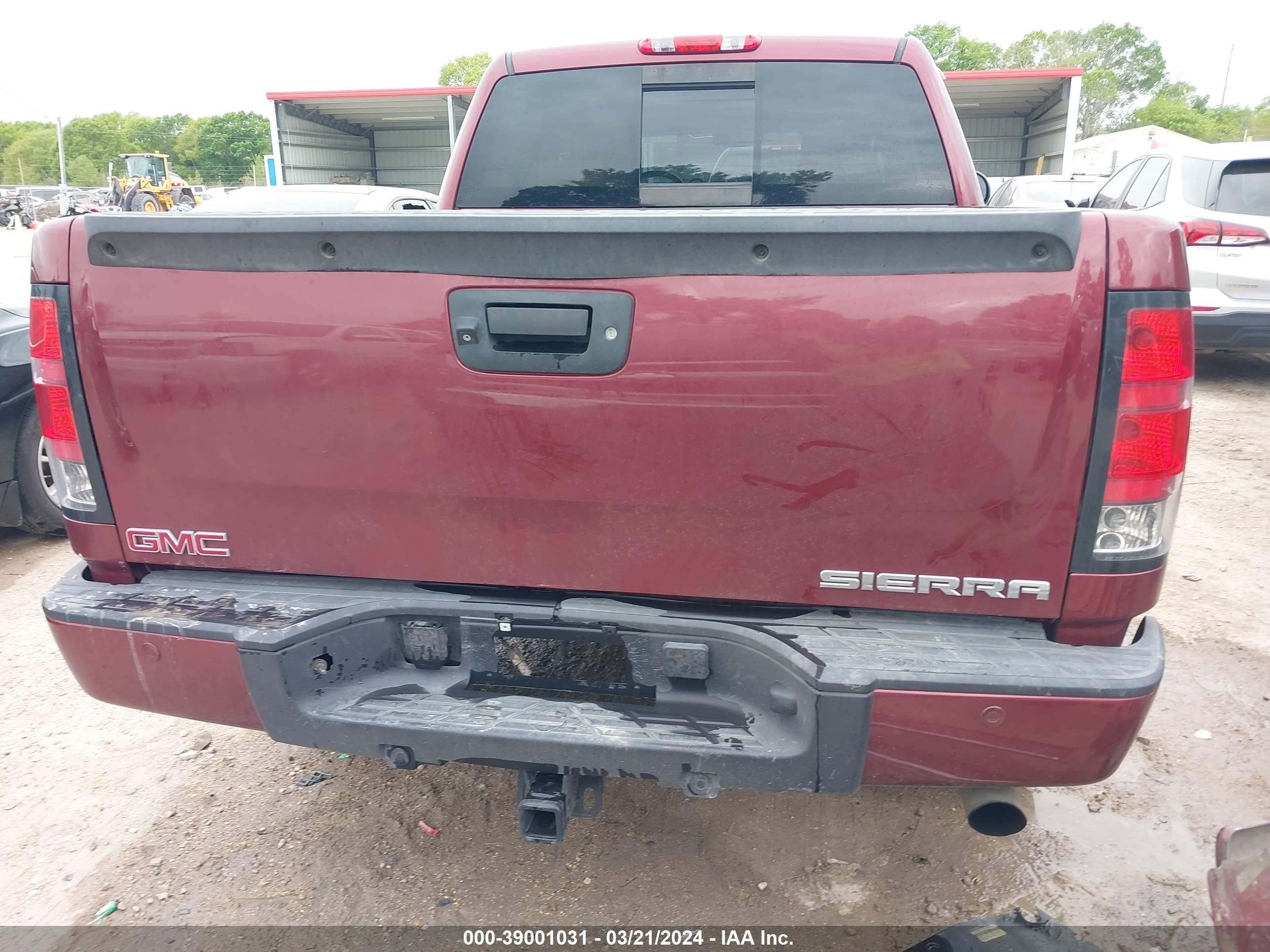 Photo 16 VIN: 3GTEK03209G199816 - GMC SIERRA 