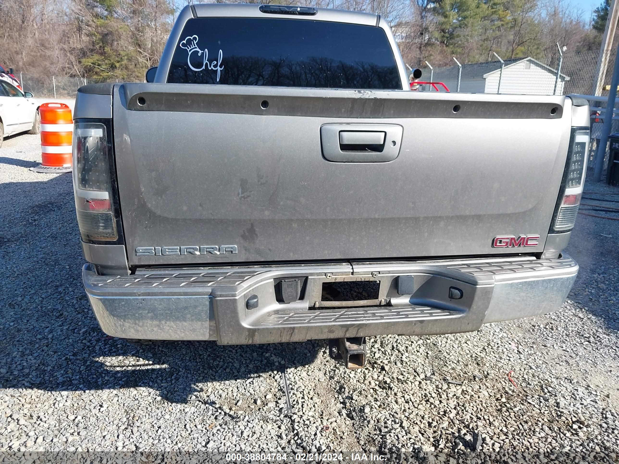 Photo 15 VIN: 3GTEK13J28G247795 - GMC SIERRA 