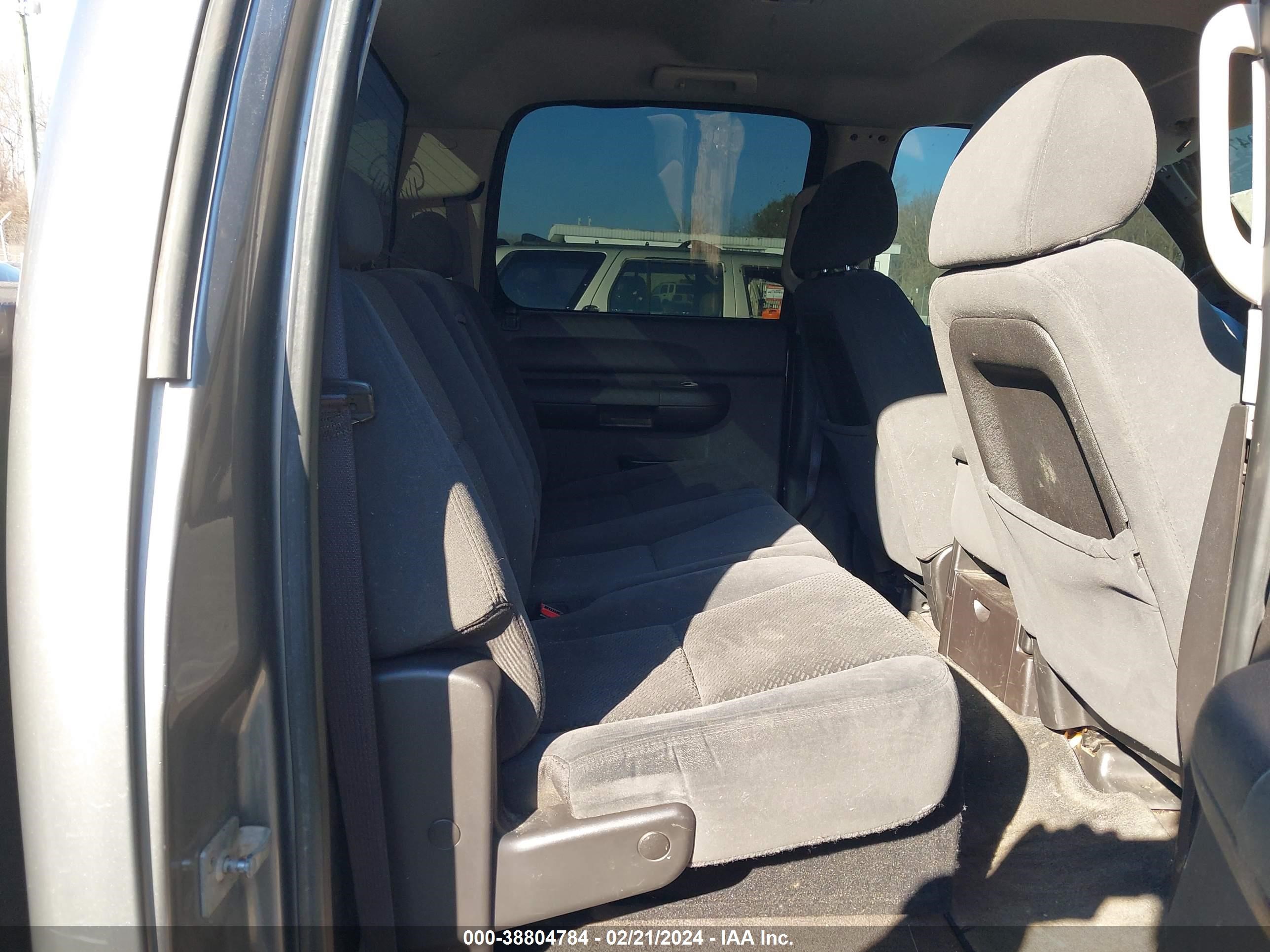 Photo 7 VIN: 3GTEK13J28G247795 - GMC SIERRA 