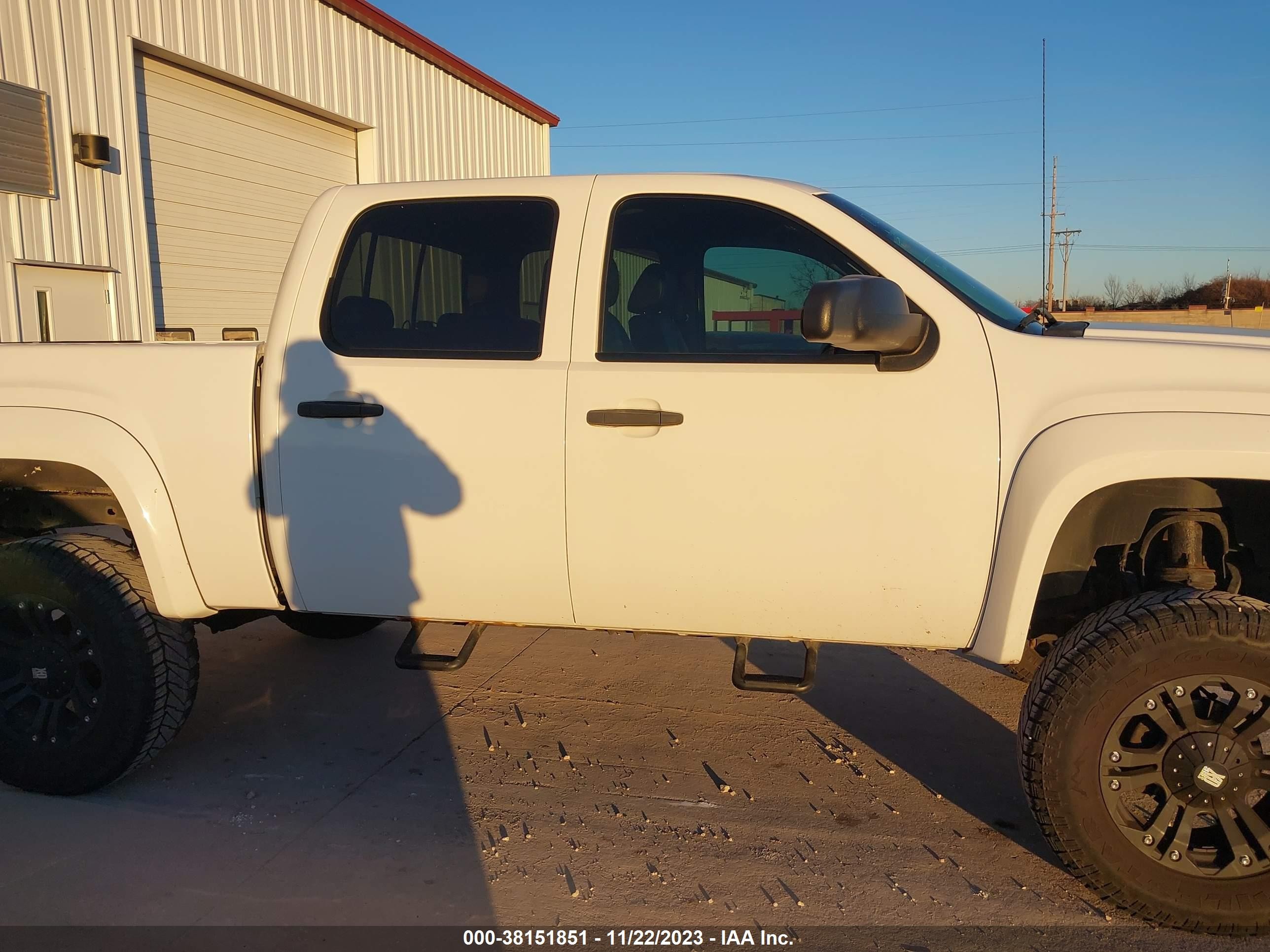 Photo 12 VIN: 3GTEK13J28G308532 - GMC SIERRA 