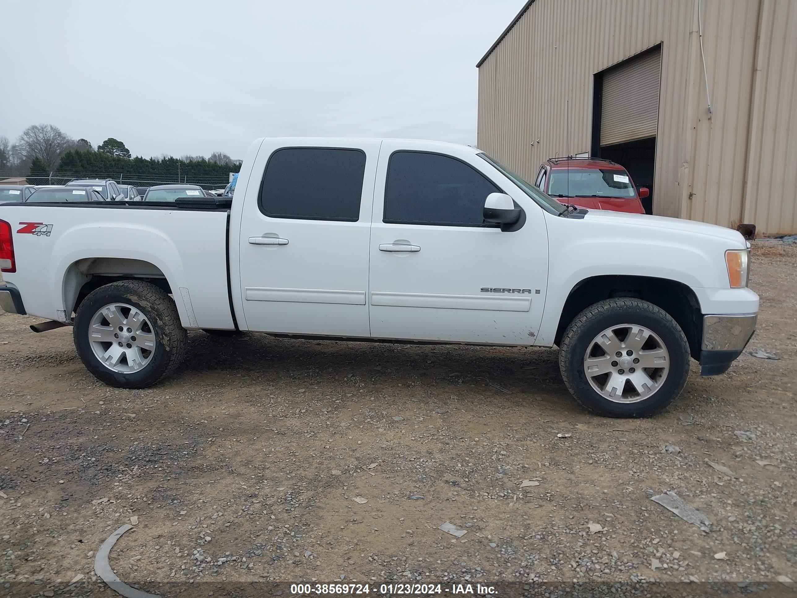 Photo 12 VIN: 3GTEK13J88G296726 - GMC SIERRA 