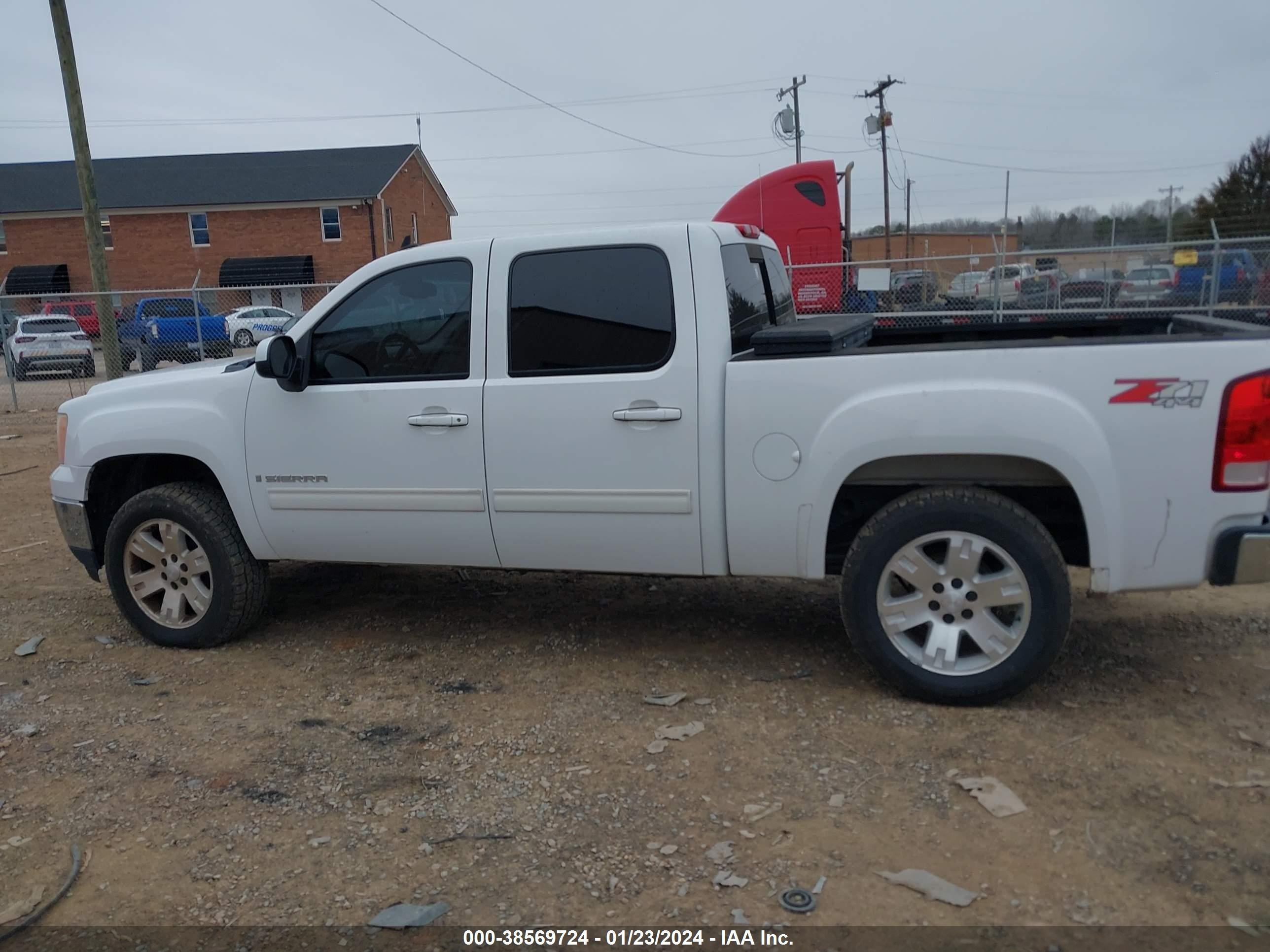 Photo 13 VIN: 3GTEK13J88G296726 - GMC SIERRA 