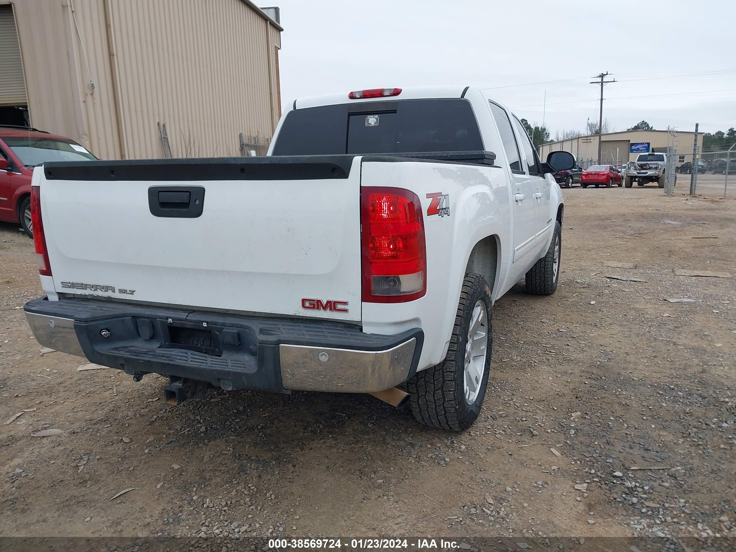 Photo 3 VIN: 3GTEK13J88G296726 - GMC SIERRA 