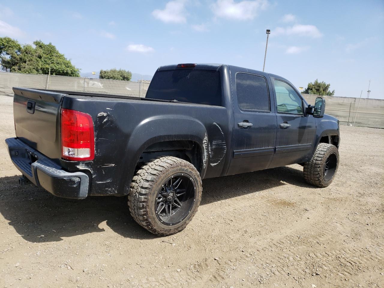 Photo 2 VIN: 3GTEK13M07G525523 - GMC SIERRA 