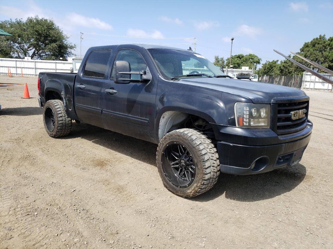 Photo 3 VIN: 3GTEK13M07G525523 - GMC SIERRA 