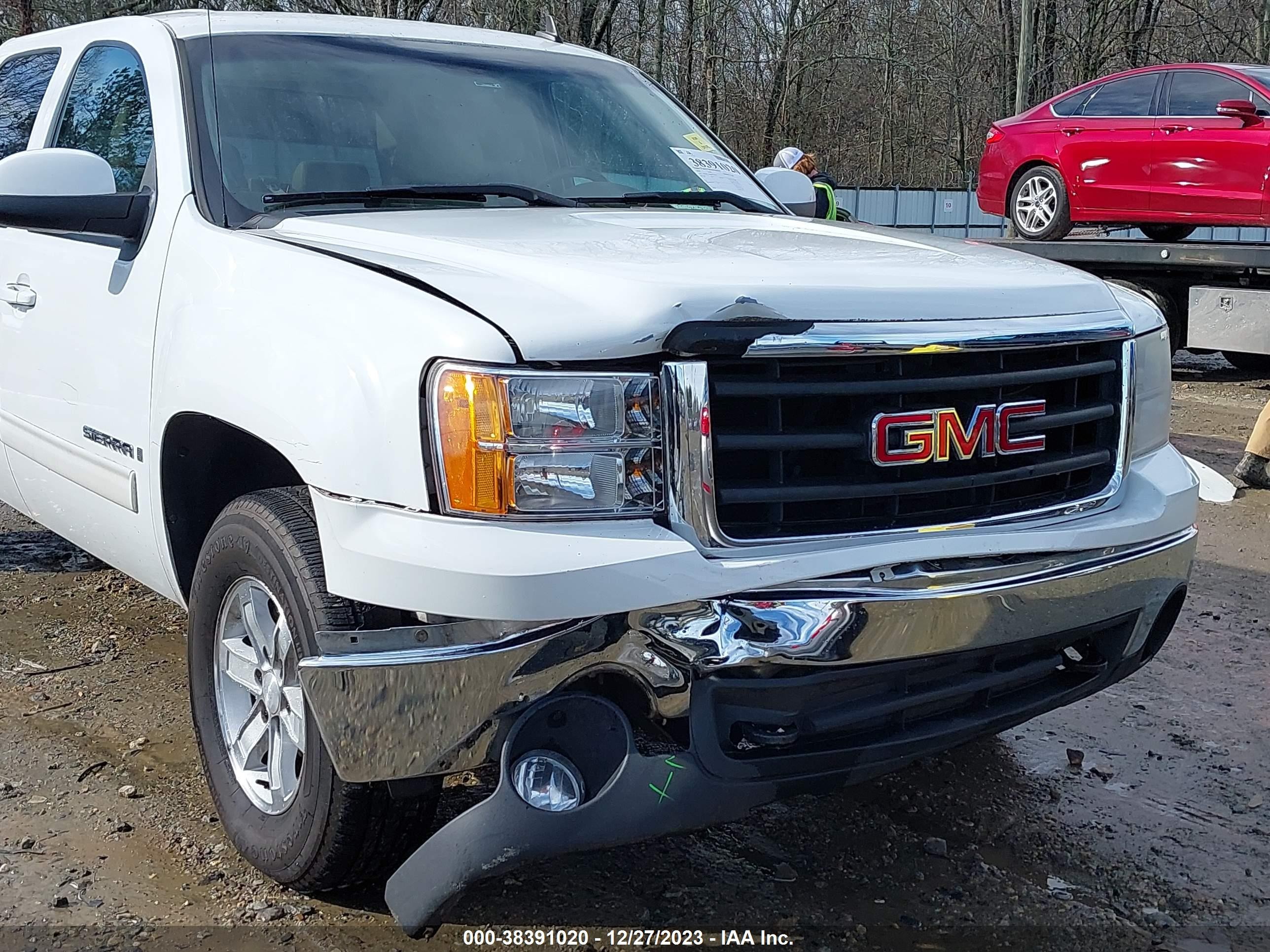 Photo 5 VIN: 3GTEK13M08G102944 - GMC SIERRA 