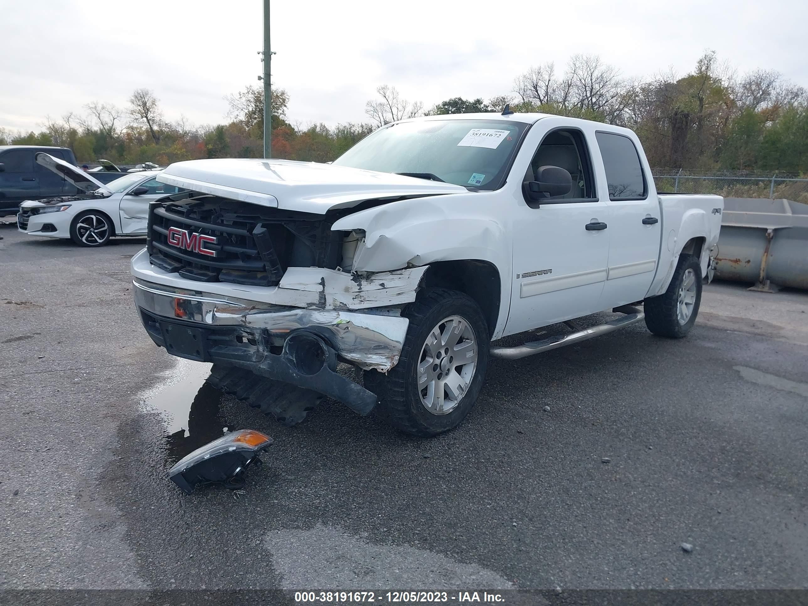 Photo 1 VIN: 3GTEK13M08G167468 - GMC SIERRA 