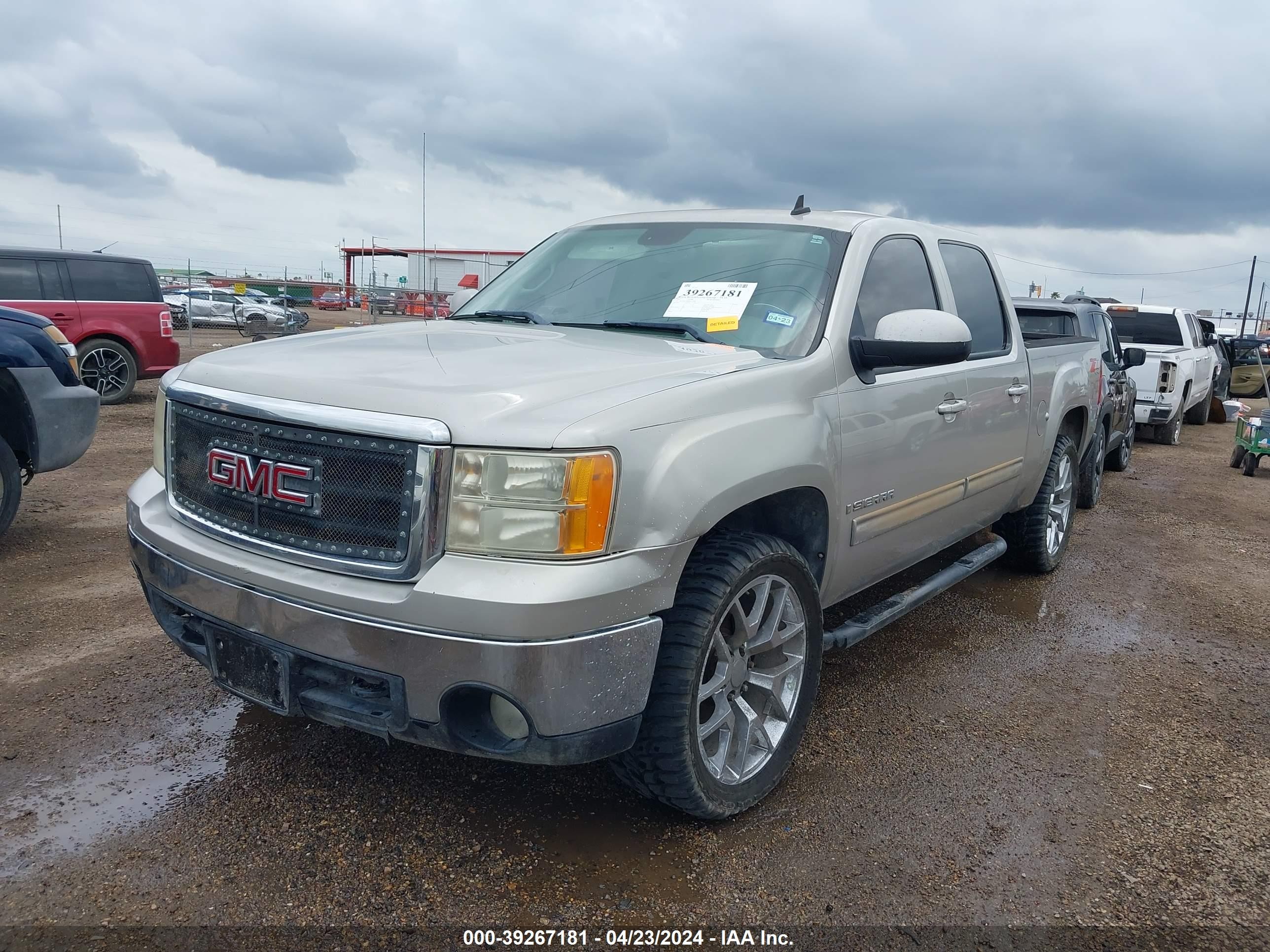 Photo 5 VIN: 3GTEK13MX7G527988 - GMC SIERRA 