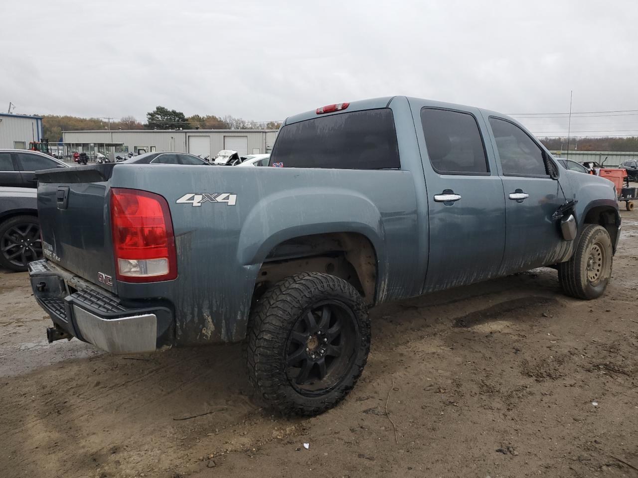 Photo 2 VIN: 3GTEK23329G158673 - GMC SIERRA 